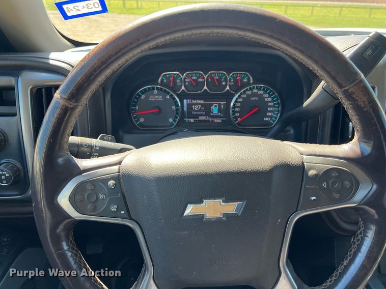 image for item DS2910 2017 Chevrolet Silverado 1500 Crew Cab pickup truck