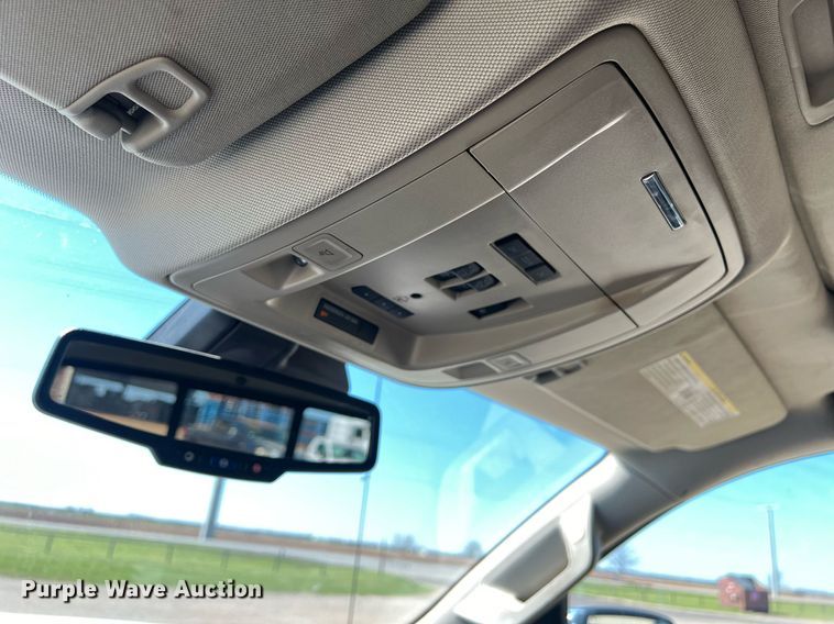 image for item DS2910 2017 Chevrolet Silverado 1500 Crew Cab pickup truck