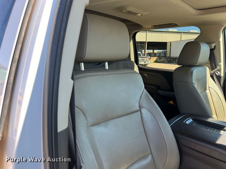 image for item DS2910 2017 Chevrolet Silverado 1500 Crew Cab pickup truck