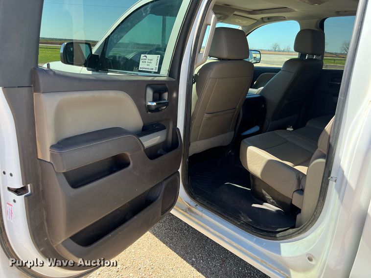 image for item DS2910 2017 Chevrolet Silverado 1500 Crew Cab pickup truck