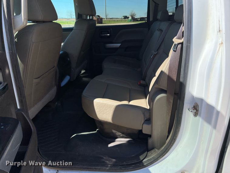 image for item DS2910 2017 Chevrolet Silverado 1500 Crew Cab pickup truck