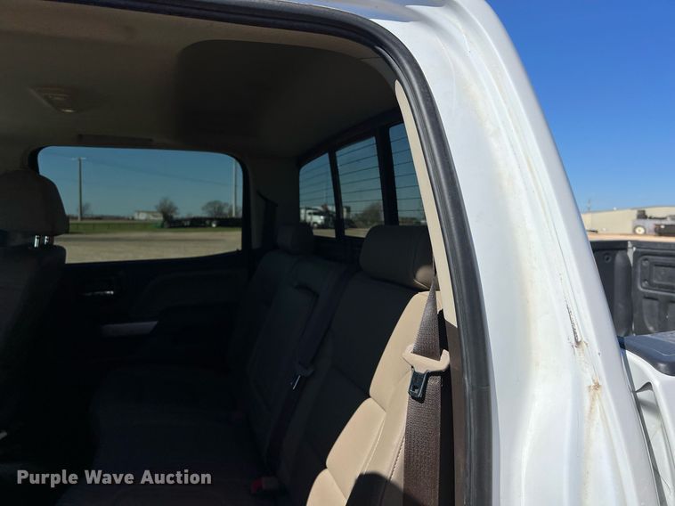 image for item DS2910 2017 Chevrolet Silverado 1500 Crew Cab pickup truck