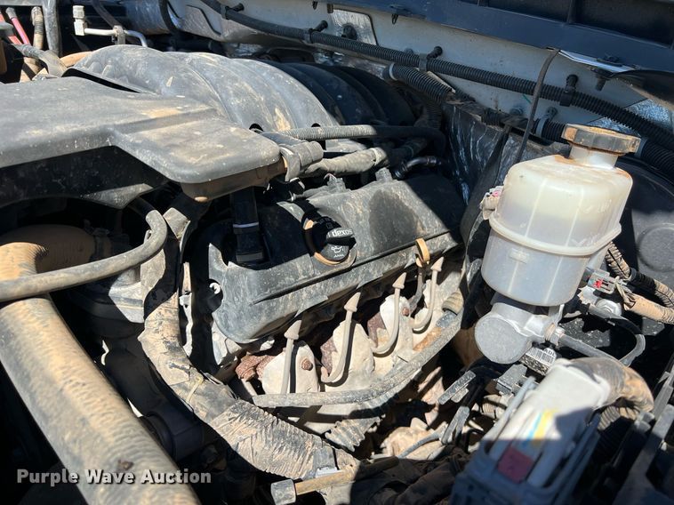 image for item DS2910 2017 Chevrolet Silverado 1500 Crew Cab pickup truck