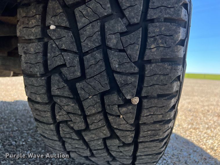 image for item DS2910 2017 Chevrolet Silverado 1500 Crew Cab pickup truck