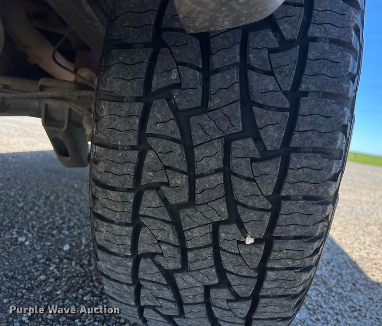 image for item DS2910 2017 Chevrolet Silverado 1500 Crew Cab pickup truck