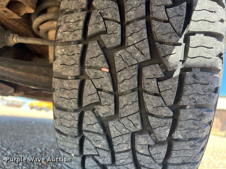 image for item DS2910 2017 Chevrolet Silverado 1500 Crew Cab pickup truck