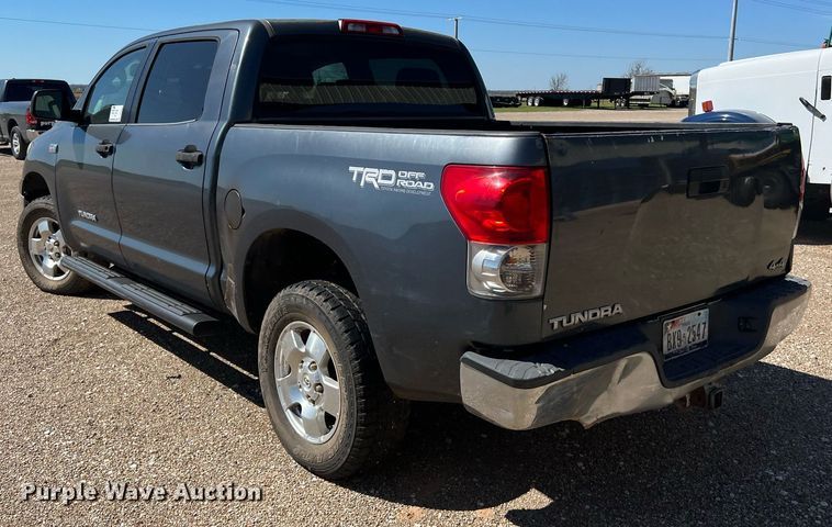 image for item DS2911 2007 Toyota Tundra CrewMax pickup truck