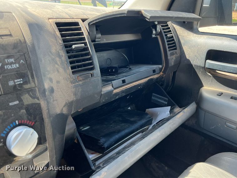 image for item DS2911 2007 Toyota Tundra CrewMax pickup truck