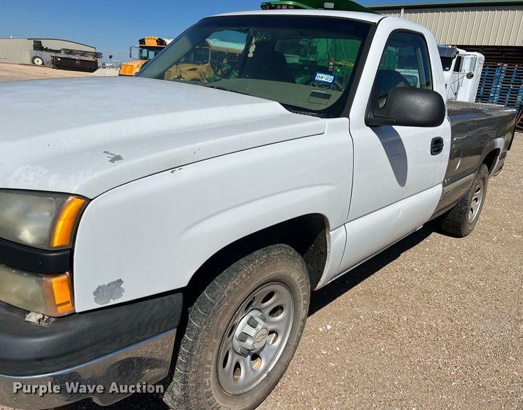 image for item DS2912 2007 Chevrolet Silverado 1500 pickup truck