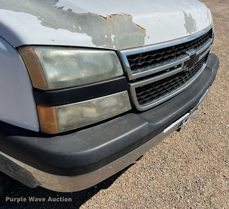 image for item DS2912 2007 Chevrolet Silverado 1500 pickup truck