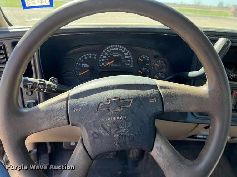 image for item DS2912 2007 Chevrolet Silverado 1500 pickup truck