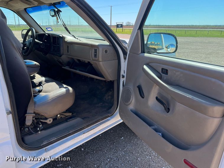 image for item DS2912 2007 Chevrolet Silverado 1500 pickup truck