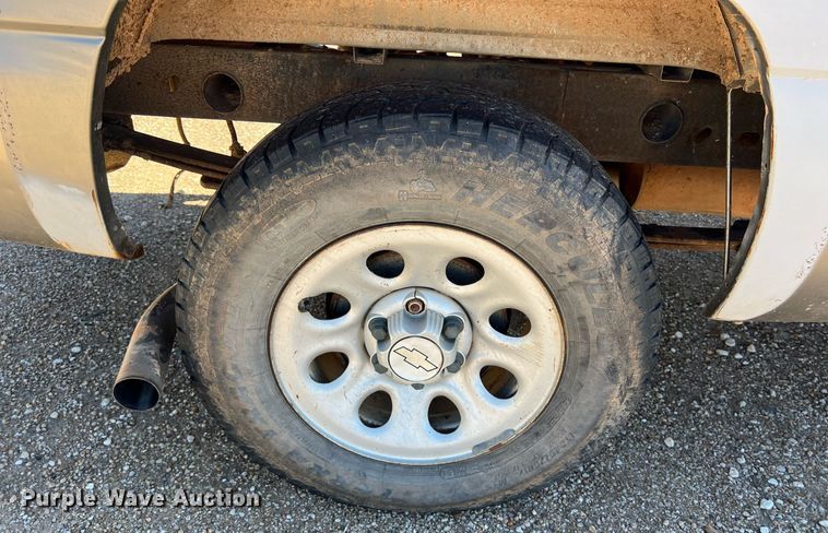 image for item DS2912 2007 Chevrolet Silverado 1500 pickup truck