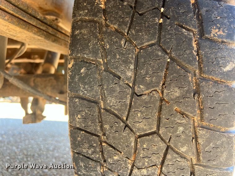 image for item DS2912 2007 Chevrolet Silverado 1500 pickup truck