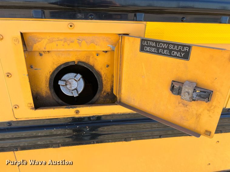 image for item DS2916 2012 International IC school bus