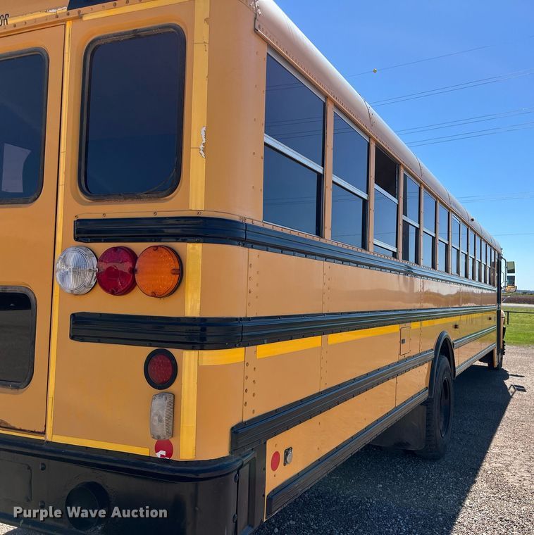 image for item DS2916 2012 International IC school bus