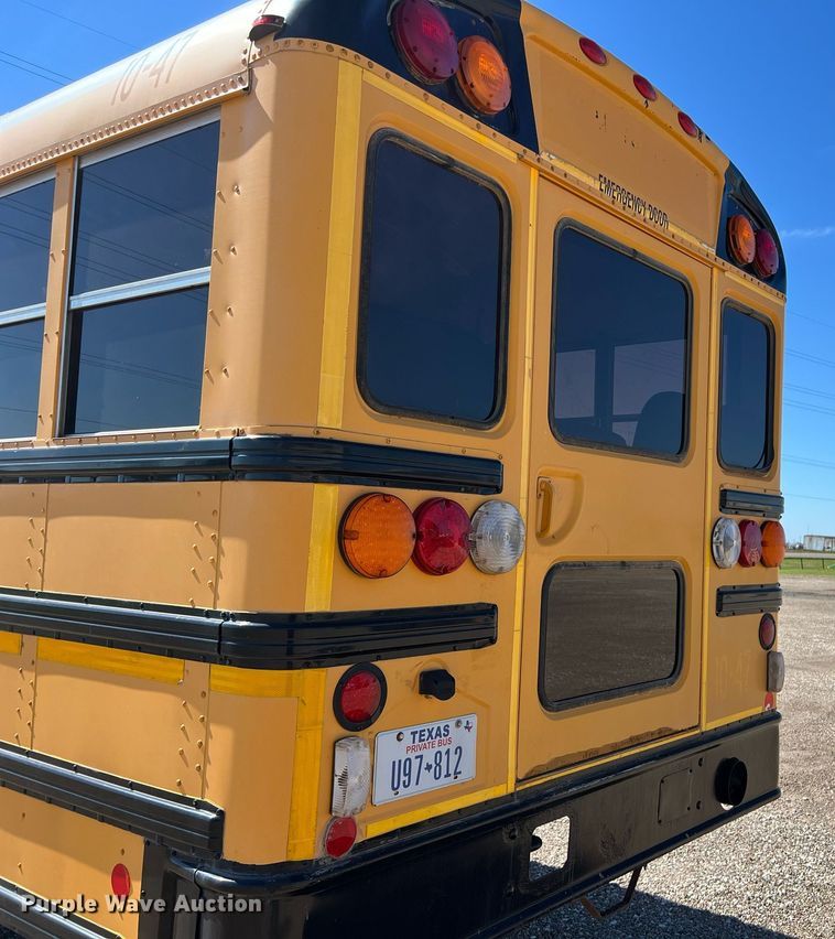 image for item DS2916 2012 International IC school bus