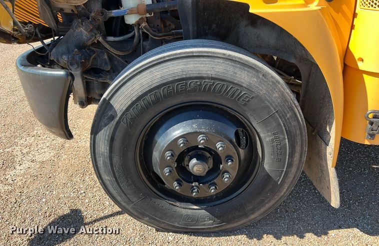 image for item DS2916 2012 International IC school bus