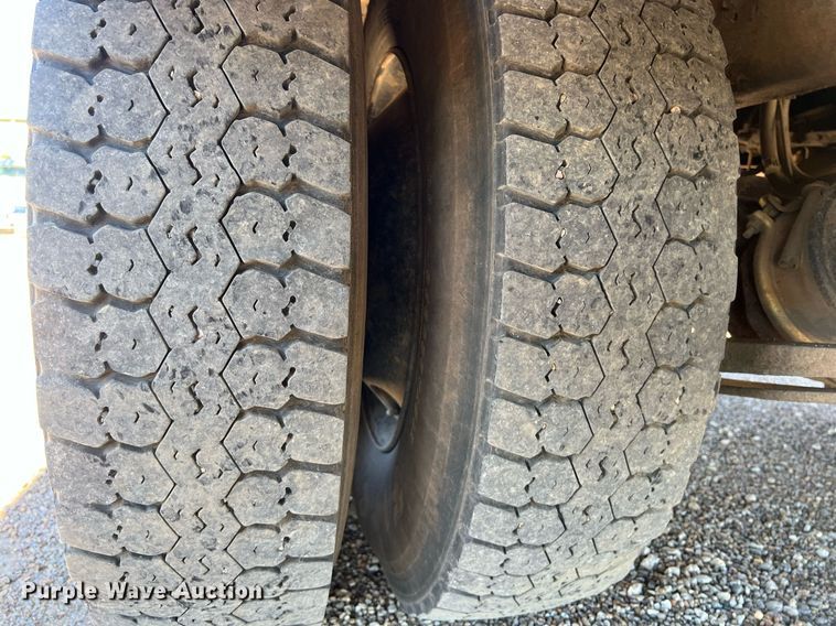 image for item DS2916 2012 International IC school bus