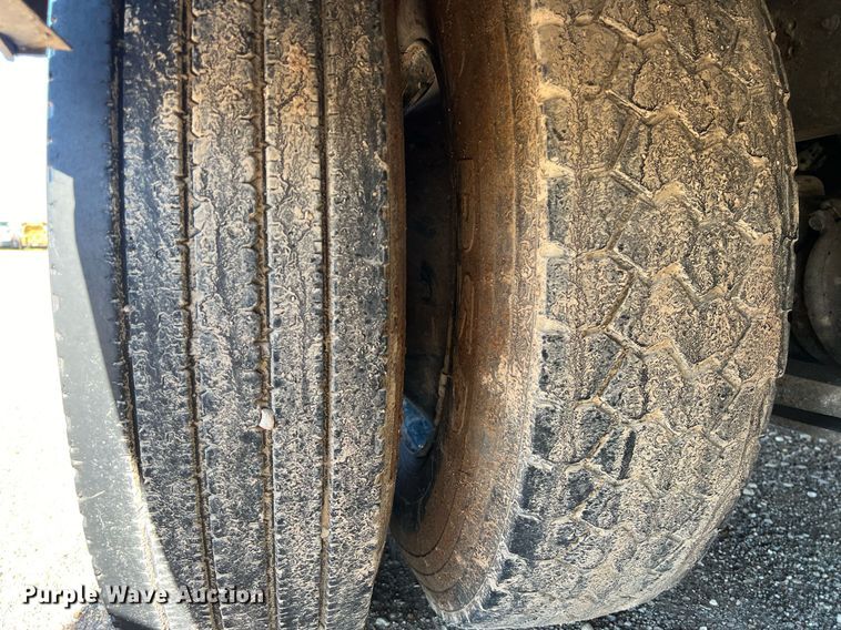 image for item DS2917 2012 International  CE school bus