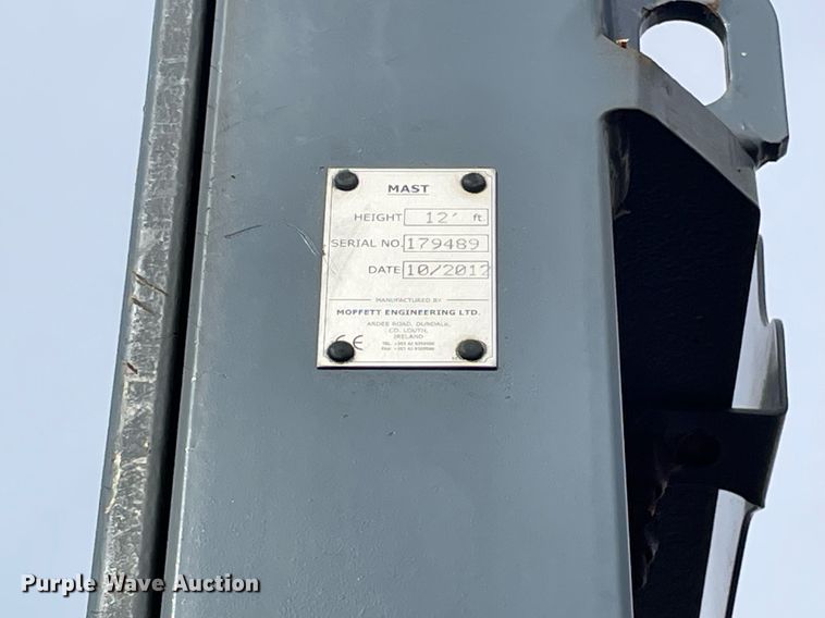 image for item DS5415 2012 Moffett M70 forklift