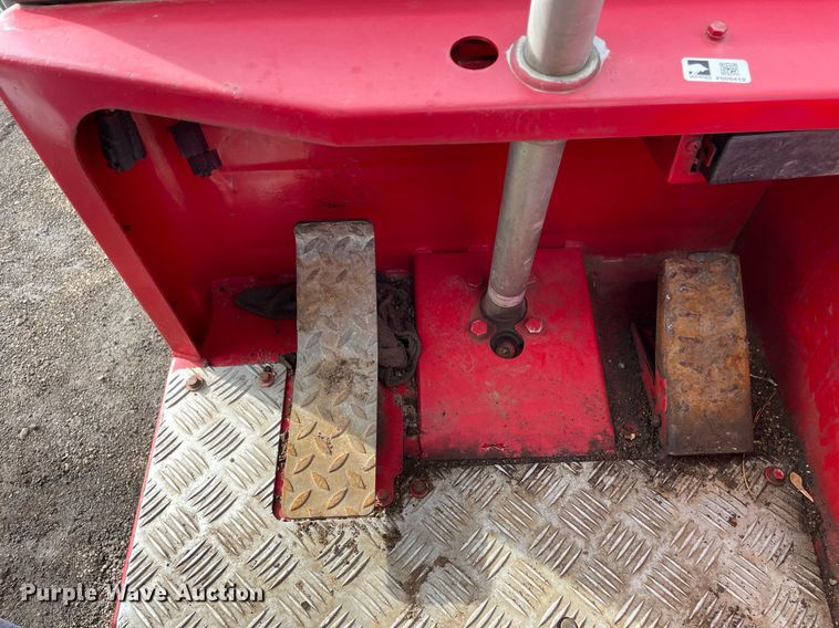 image for item DS5415 2012 Moffett M70 forklift