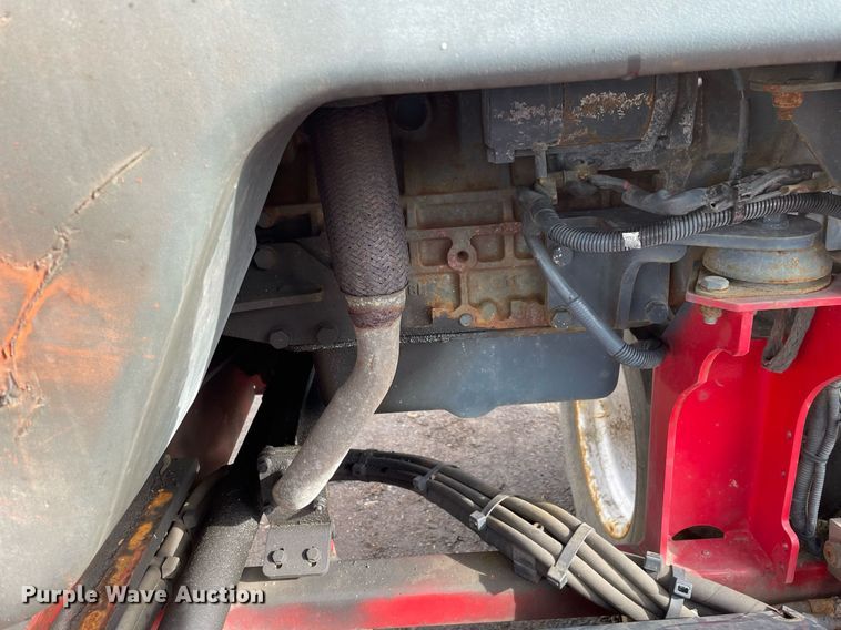 image for item DS5415 2012 Moffett M70 forklift