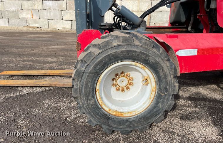 image for item DS5415 2012 Moffett M70 forklift