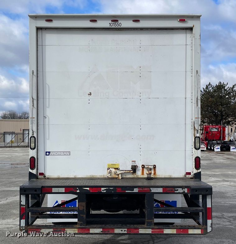 image for item DS5462 2011 Ford  F550 Super Duty XLT box truck