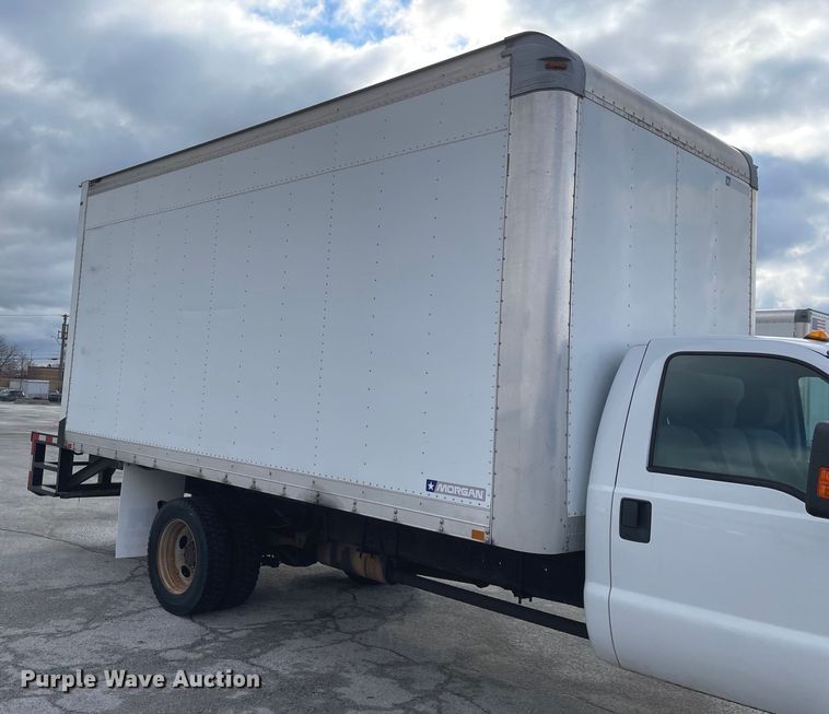 image for item DS5462 2011 Ford  F550 Super Duty XLT box truck