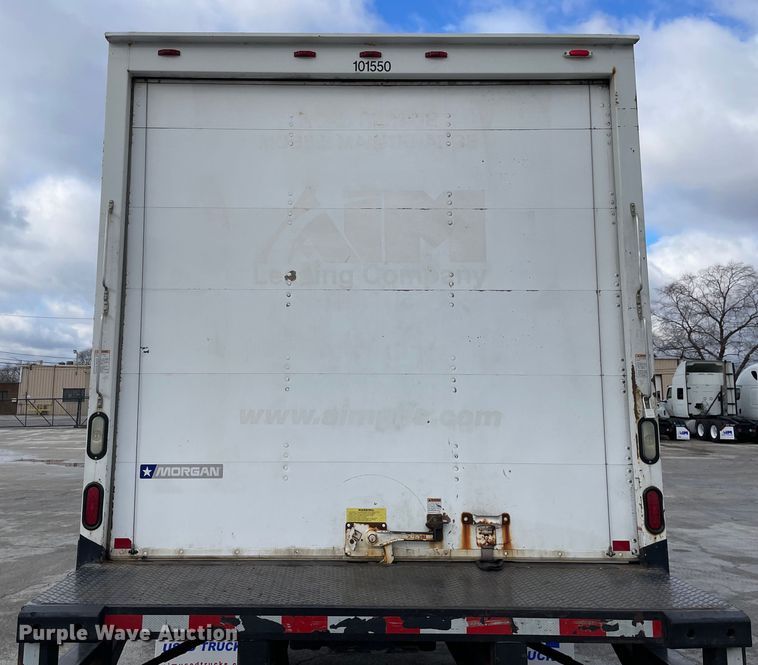 image for item DS5462 2011 Ford  F550 Super Duty XLT box truck