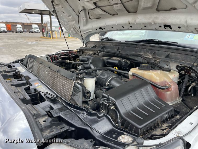 image for item DS5462 2011 Ford  F550 Super Duty XLT box truck