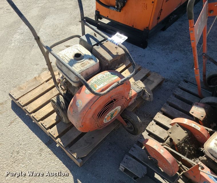 image for item DS7290  (3) Billy Goat Grazer Crack Chaser