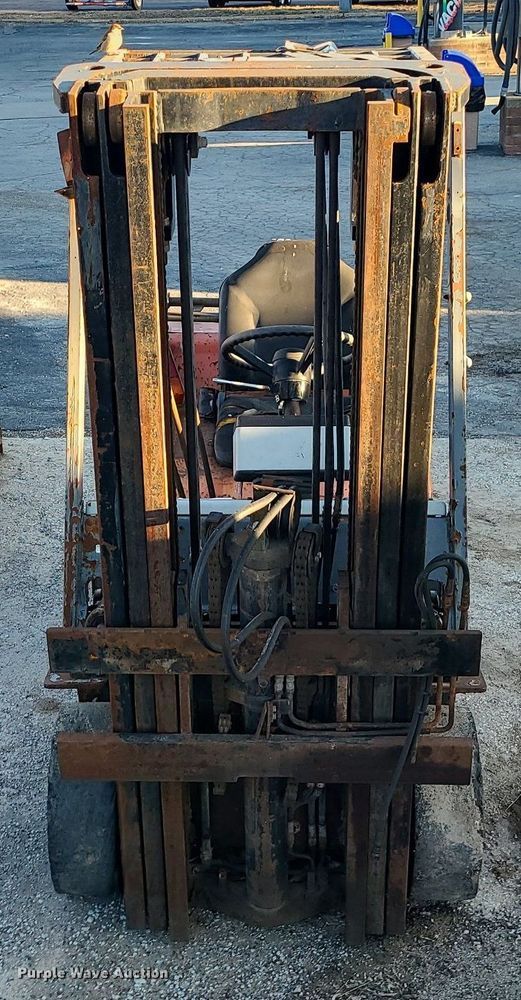 image for item DS7303 Toyota 5FGC25 forklift