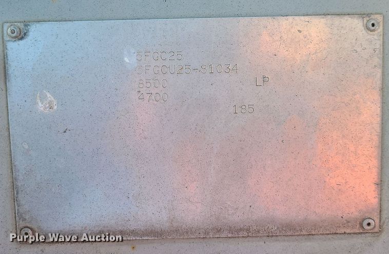 image for item DS7303 Toyota 5FGC25 forklift