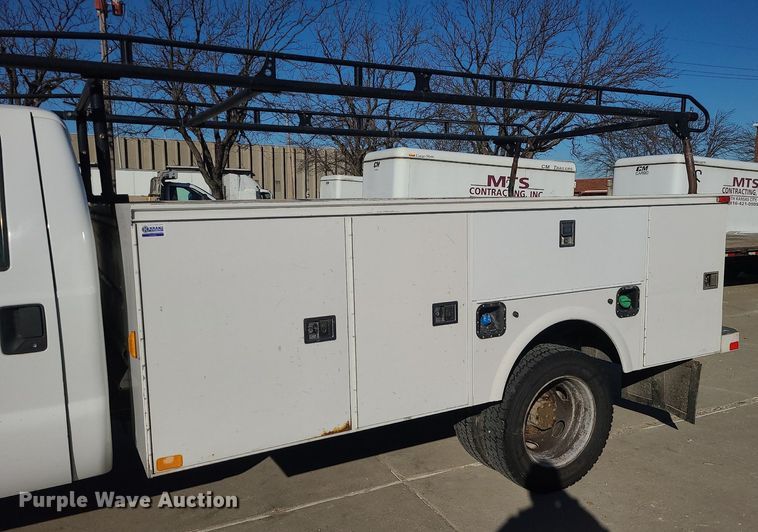 image for item DS7314 2012 Ford F550 Super Duty utility / service truck