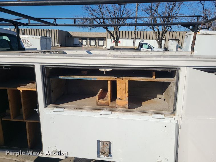 image for item DS7314 2012 Ford F550 Super Duty utility / service truck