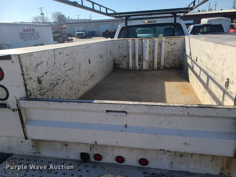 image for item DS7314 2012 Ford F550 Super Duty utility / service truck