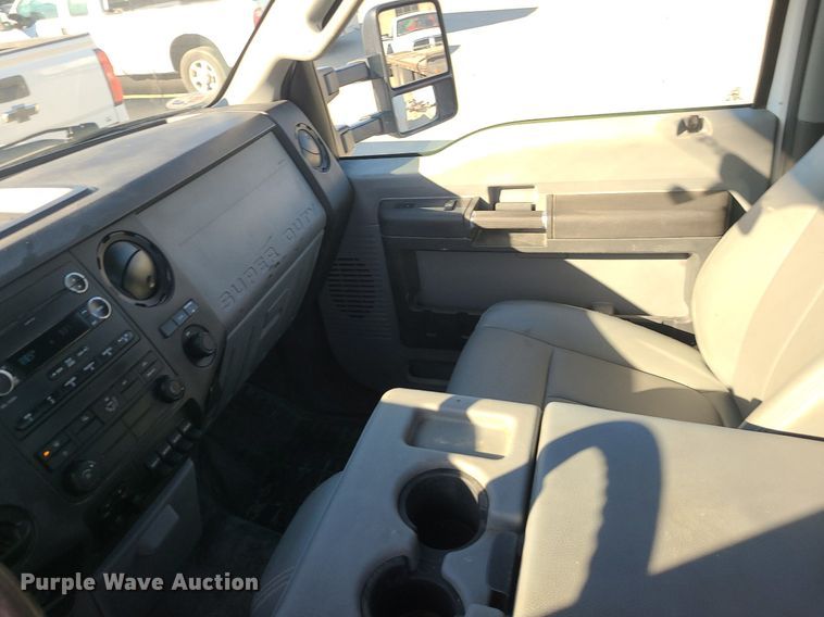 image for item DS7314 2012 Ford F550 Super Duty utility / service truck