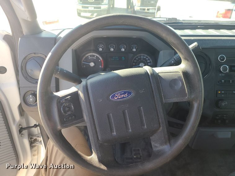 image for item DS7314 2012 Ford F550 Super Duty utility / service truck