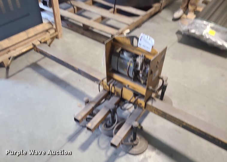 image for item DS7317 The Caldwell Group vacuum picker