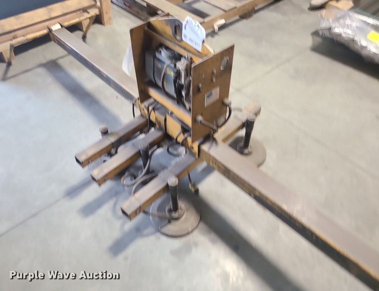 image for item DS7317 The Caldwell Group vacuum picker