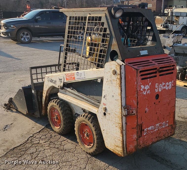 image for item DS7322 2004 Bobcat 463 skid steer loader