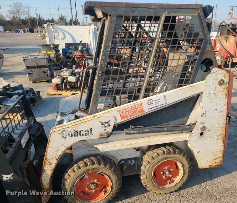 image for item DS7322 2004 Bobcat 463 skid steer loader