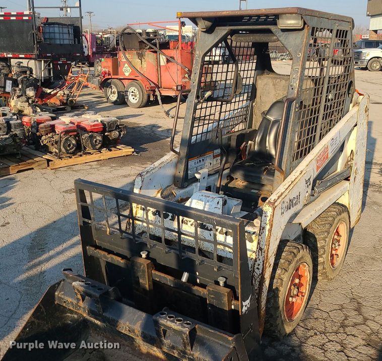 image for item DS7322 2004 Bobcat 463 skid steer loader
