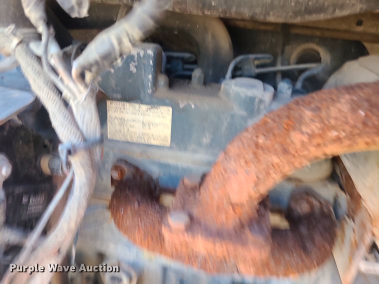 image for item DS7322 2004 Bobcat 463 skid steer loader