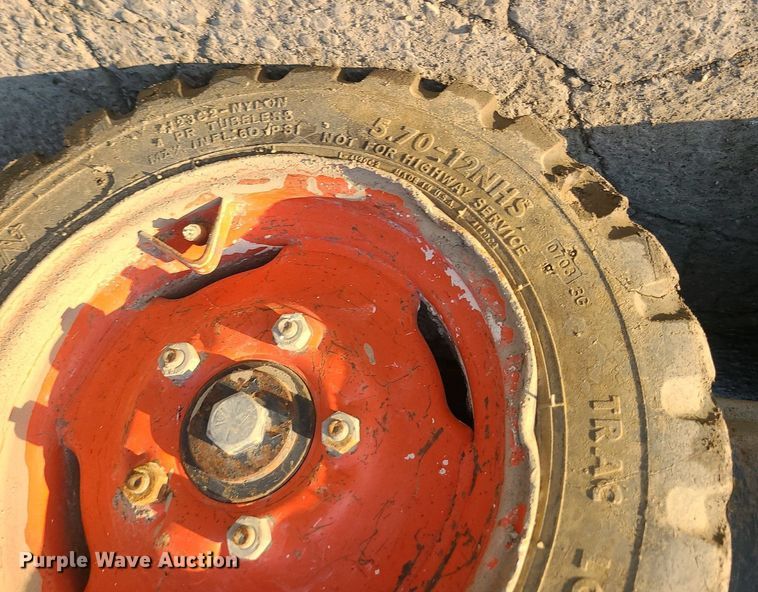 image for item DS7322 2004 Bobcat 463 skid steer loader