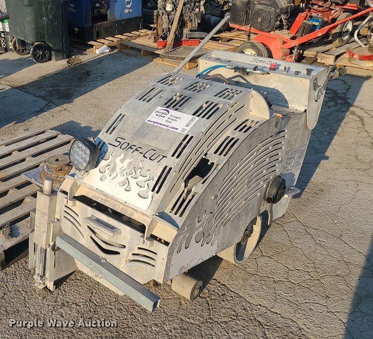 image for item DS7323 (3) Soff-Cut concrete saws