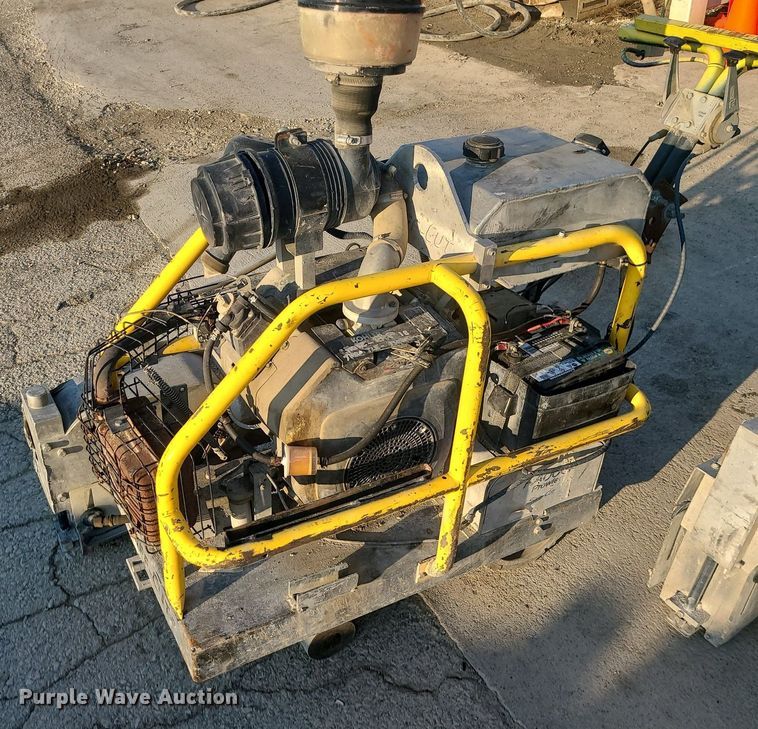 image for item DS7323 (3) Soff-Cut concrete saws