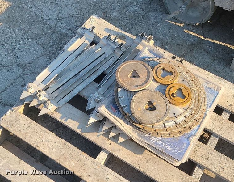 image for item DS7323 (3) Soff-Cut concrete saws